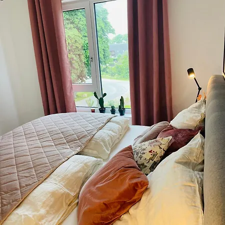 Kastella - Mit Dachterrasse Fuer Bis Zu 4 Personen Lohme